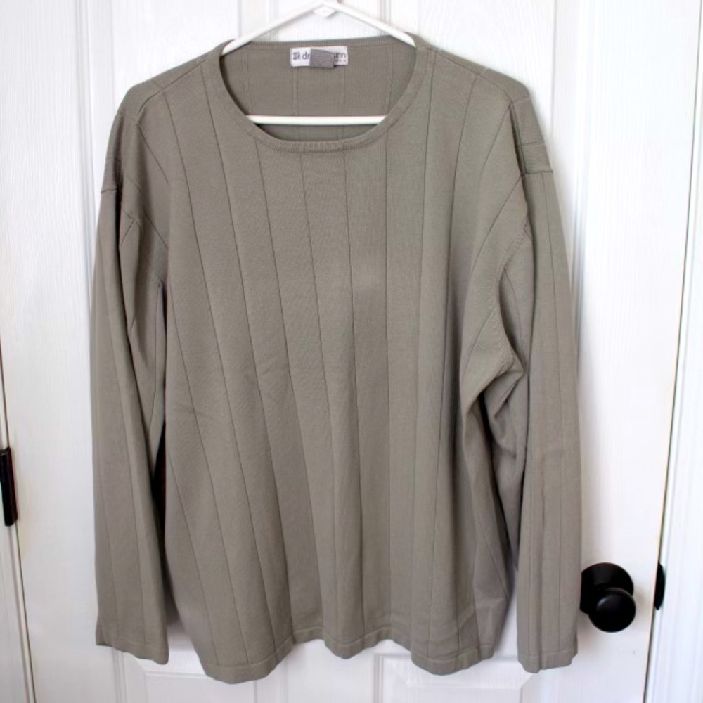 Taupe colored rib knit top, 22/24